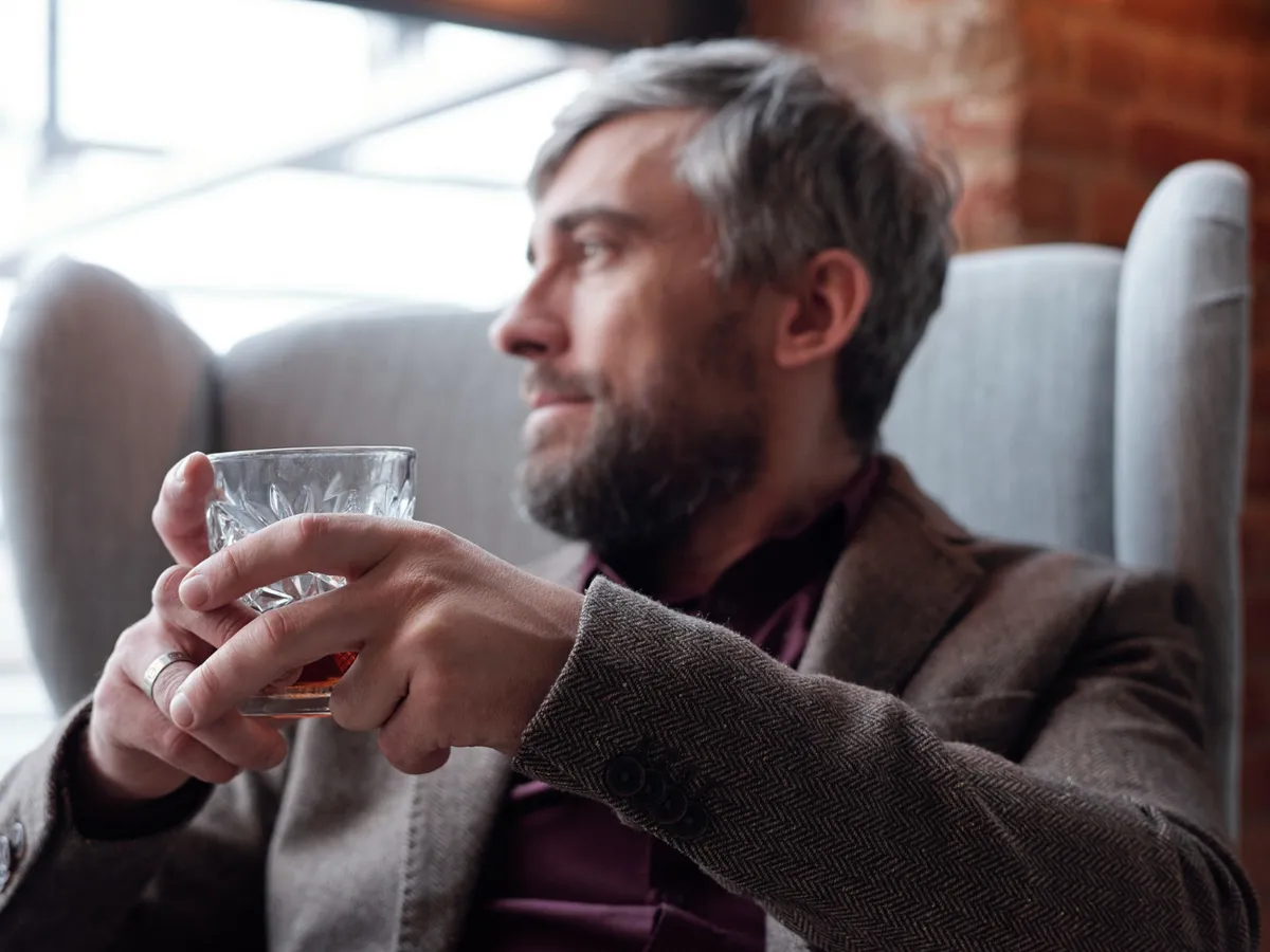 Ce se întâmplă în corpul tău dacă renunți timp de o lună la alcool? Intri în sevraj sau ți se schimbă viața?