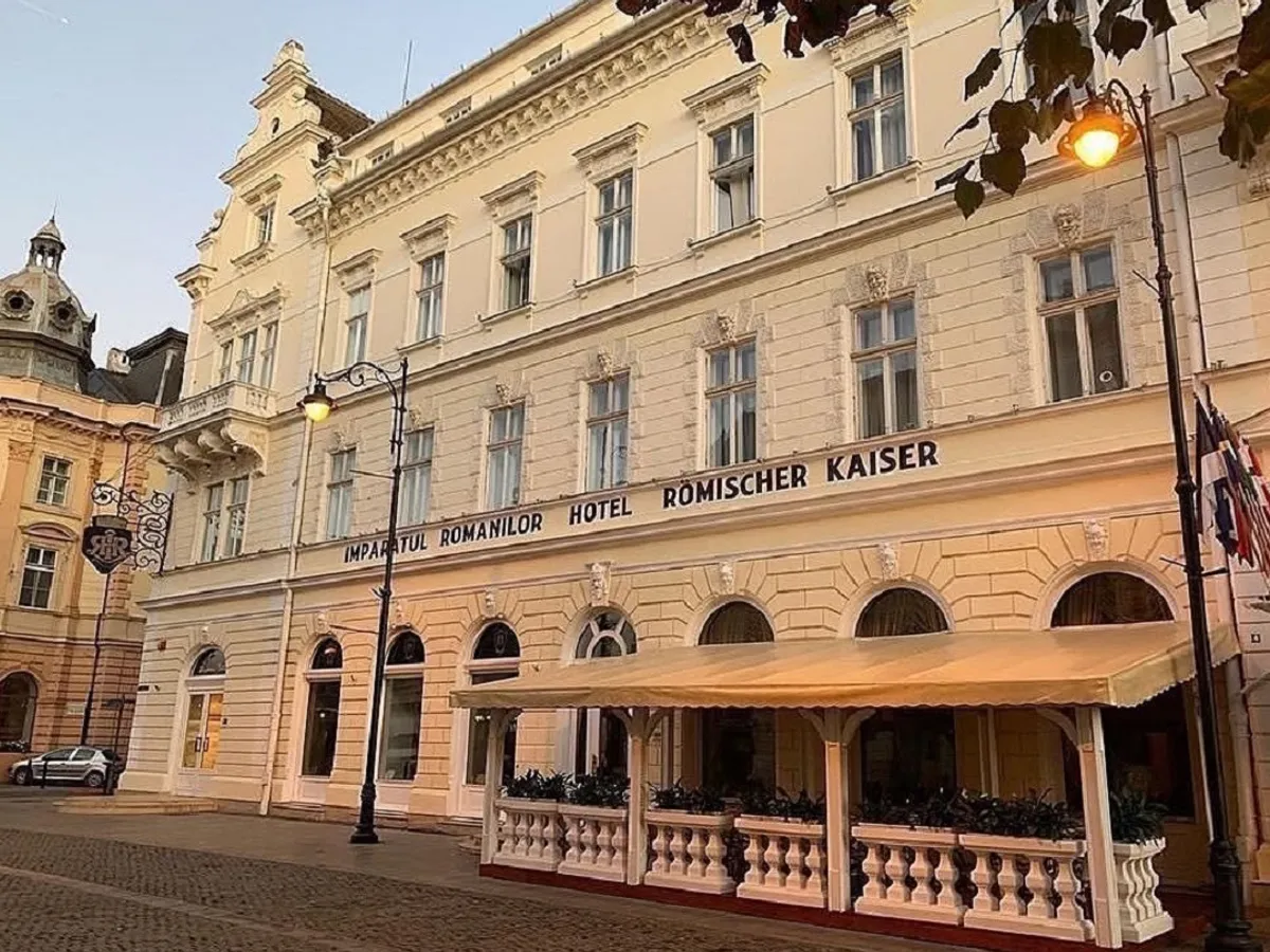 Hotel Imparatul Romanilor