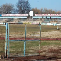 Stadionul din Alexandria, unde joacă o echipă de Liga a III-a ar fi putut fi renovat cu mai puțini bani