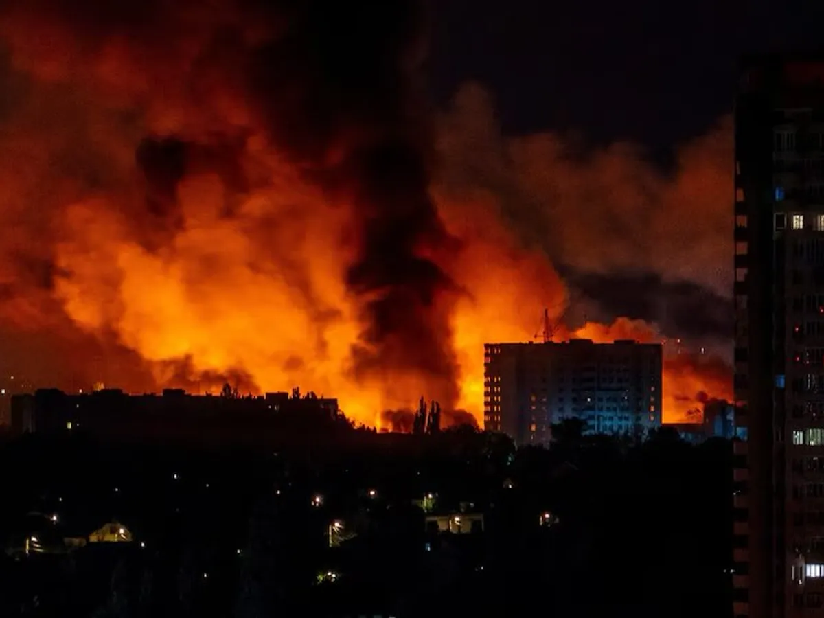 VIDEO Atac masiv rusesc cu rachete Oreșnik și Drone în Ucraina. Explozii la Kiev și Liov. 4 morți și 19 răniți