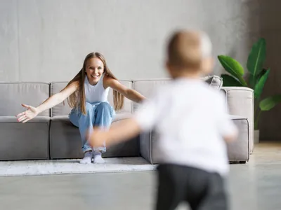 Cum obții indemnizația de creștere copil în 2026 - Foto: Profimedia images