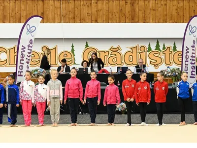 10 sportive cu vârste între 8 și 13 ani nu au putut concura la Campionatul Național alături de colegele lor din cauza unei decizii a FRGR Foto: Facebook/ Federația Română de Gimnastică Ritmică