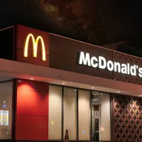 McDonald’s spune că Piedone a închis degeaba restaurantul din Băneasa. ”Gheața este conformă” - Foto: unplash.com (rol ilustrativ)
