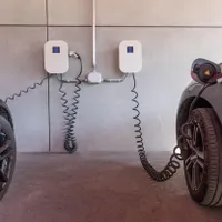 Cât costă să-ți pui stație de încărcare pentru mașina electrică acasă și de ce putere ai nevoie - Foto: Profimedia Images