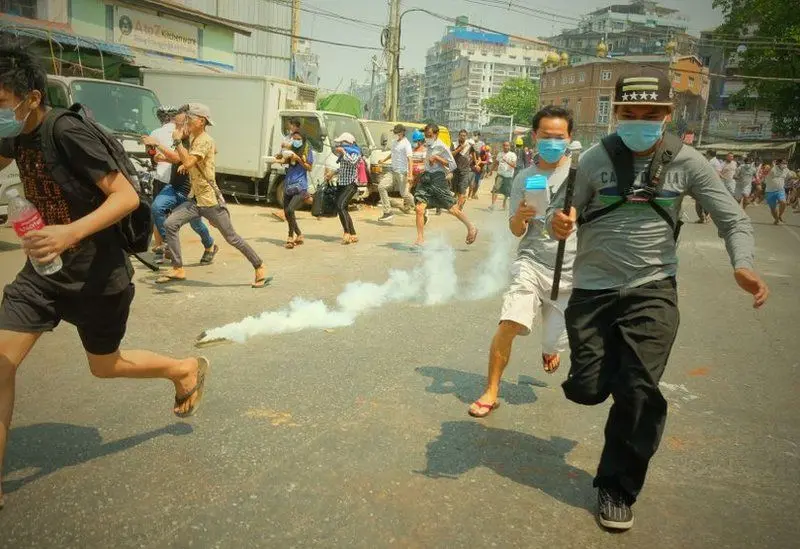 Junta militară din Myanmar folosește arme letale/FOTO: Getty