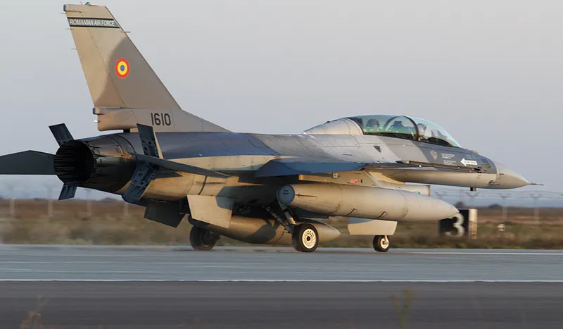 F-16 al Rom&acirc;niei - FOTO RoAF