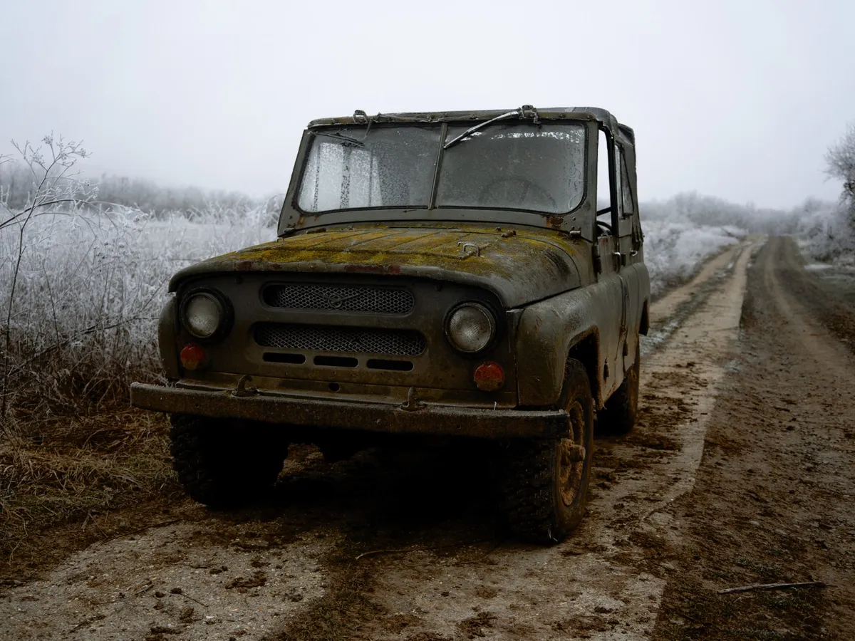 Peste 100 de vehicule terestre autonome americane, desfășurate pe frontul din Ucraina timp de nouă luni