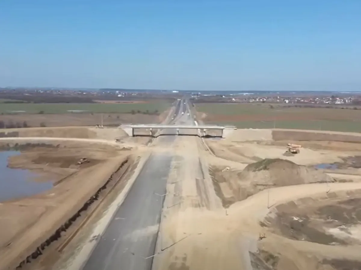 Prima autostradă chinezească din România, de lângă București, riscă să nu fie gata la timp. Ce spune CNAIR?