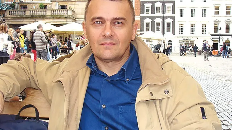 Valentin Ionescu, ministru al Privatizării în guvernarea CDR, a fost spectator la preluarea Lukoil