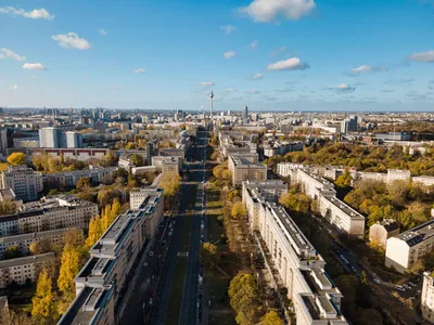 Familie de români evacuată din centrul social din Berlin, după concediul în România: „Pot locui permanent în țara de origine”