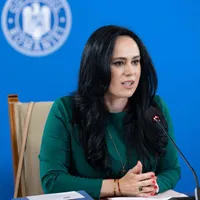 ACUZAȚII Pensionarii vor da bani înapoi după recalcularea pensiei. Cum răspunde ministrul Muncii? Foto: Facebook / Ministerul Muncii și Solidarității Sociale