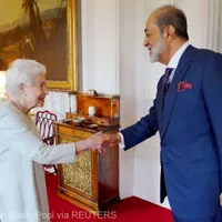 Sultanul Omanului, primit de Regina Elisabeta a II-a a Marii Britanii la Castelul Windsor. / Foto: agerpres.ro