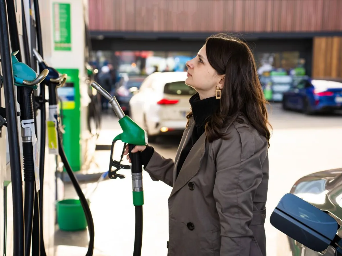 Rusia a câștigat 6.000.000.000 €, din exporturile de combustibili fosili, de la începutul războiului cu Iranul