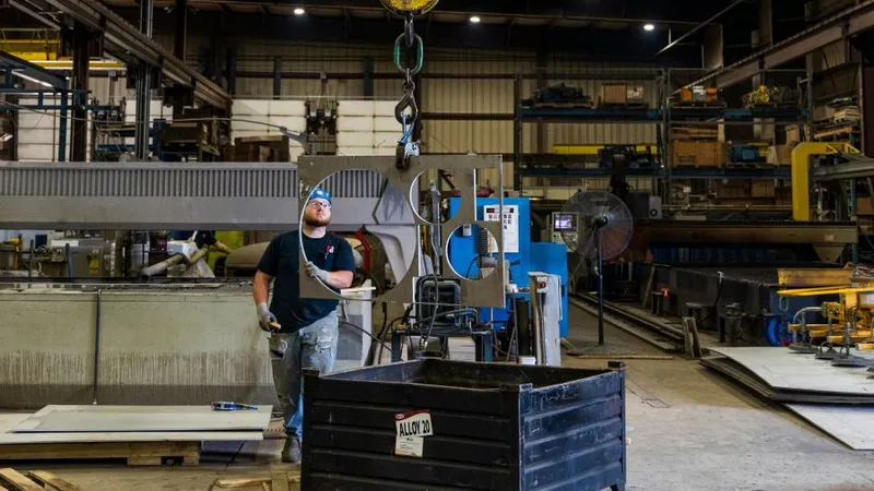 Cum pot primi firmele 2.250 de lei, de la stat, pentru fiecare nou angajat? O parte merge în salariu - Foto: Pexels/Rolled Alloys Specialty Metal Supplier (Imagine cu caracter ilustrativ)