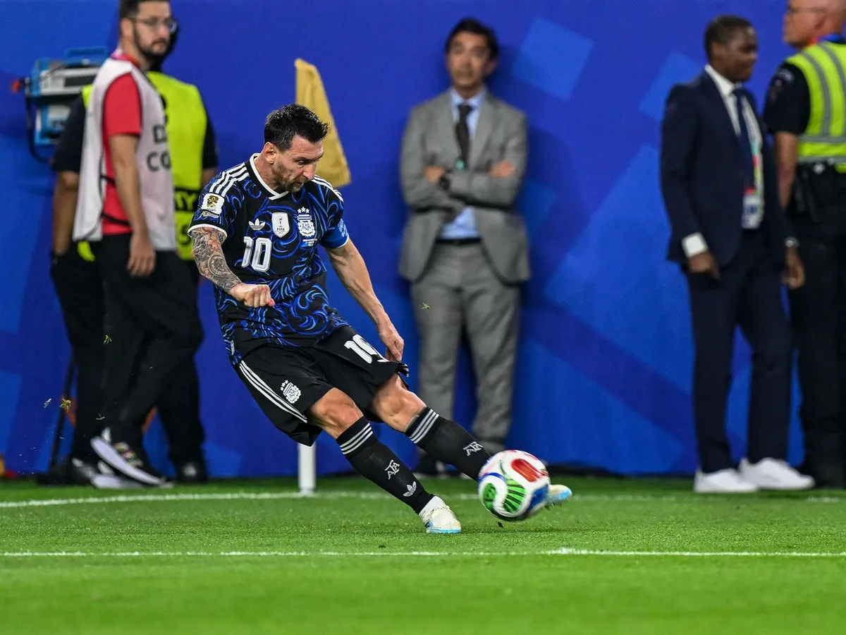 Lionel Messi, primul jucător de fotbal din istorie care a marcat în 7 meciuri consecutive la Cupa Mondială