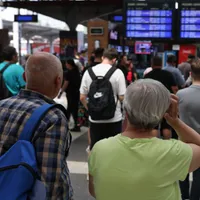 Cum a promis a și dat: trenuri CFR, întârzieri nepermis de mari. Ce au primit oamenii de la companie - Foto: Inquam Photos / George Călin (imagine cu rol ilustrativ)