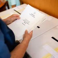LIVE Alegeri locale și europarlamentare. 19.000.000 români așteptați la urne care se deschid la 7.00 - Foto:Inquam Photos / Marian Calestru