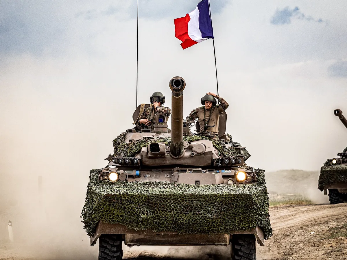 50.000 de soldați francezi și britanici, gata de intervenție rapidă pentru apărarea Europei - Foto: Profimedia images