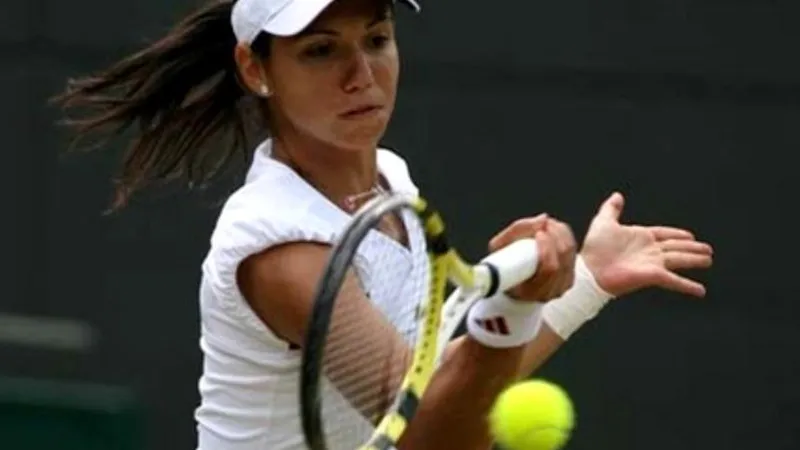 Raluca Olaru, în sferturile probei de dublu de la Stuttgart/Foto: facebook