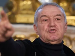 Bombă! Gigi Becali l-a numit pe generalul care l-ar fi ”inventat” pe Călin Georgescu: ”Vor să conducă”. Atac virulent la adresa lui George Simion