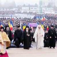 Întortocheatul drum al BOR către vaccinare: mesaj reținut al Patriarhului, preoți pro, preoți anti/FOTO: Facebook/Basilica