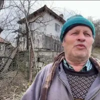 Un bătrân în vârstă de 80 de ani va rămâne fără casă și grădină. Se va construi autostradă pe ele Foto: captură video ProTV