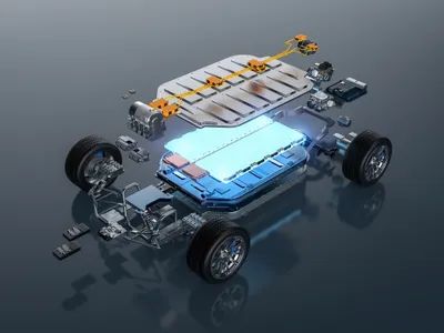 Baterie auto de înaltă tensiune - Foto: Freepik (imagine cu rol ilustrativ)