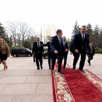 Nicolae Ciucă, la Chișinău: „Nu foarte departe, vom fi împreună în marea familie europeană” - Foto: Facebook/Igor Grosu