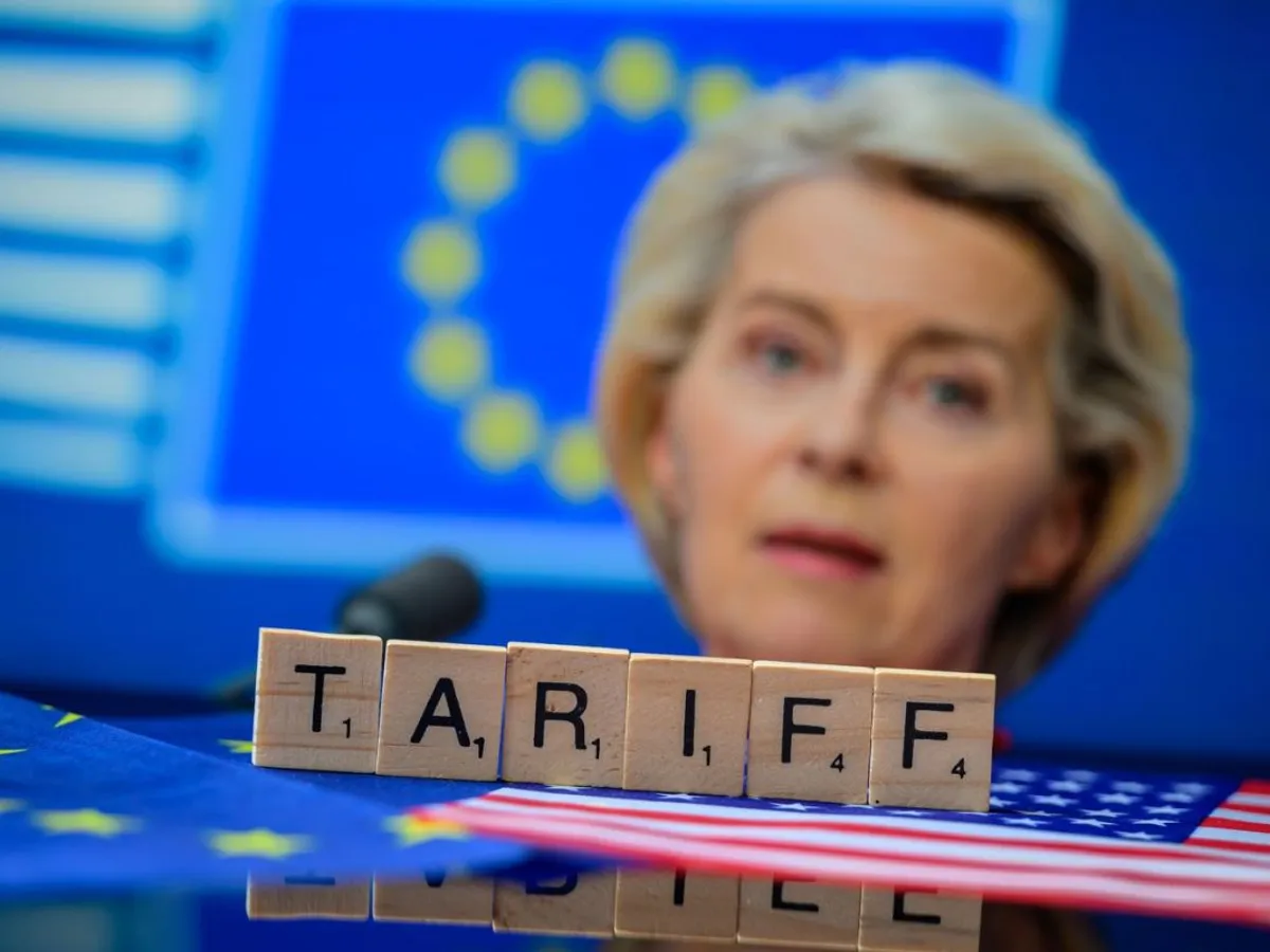 Ursula von der Leyen, preşedintele Comisiei Europene, într-un fotomontaj legat de negocierile privind tarifele - Foto: Profimedia Images