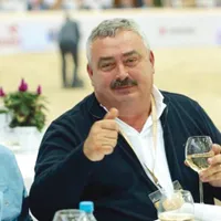 Sorin Paul Stănescu este nașul de cununie al lui Dragnea Jr.