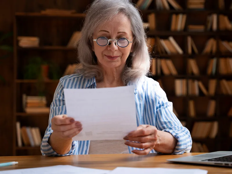 Din ce județe sunt pensionarii care primesc 700 de lei în plus la pensie? Cum se face calculul? foto: Freepik (fotografie cu caracter ilustrativ)