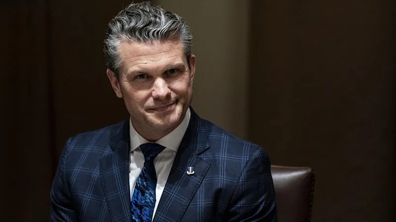 Pete Hegseth, secretarul american al Apărării, în timpul unui prânz cu Donald Trump și Jonas Gahr Store, prim-ministrul Norvegiei - Foto: Profimedia Images