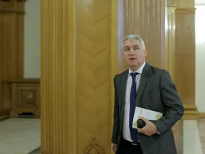 Adrian Țuțuianu a fost eliminat de la Ministerul Apărării de către Liviu Dragnea. Foto Inquam Photos/George Călin