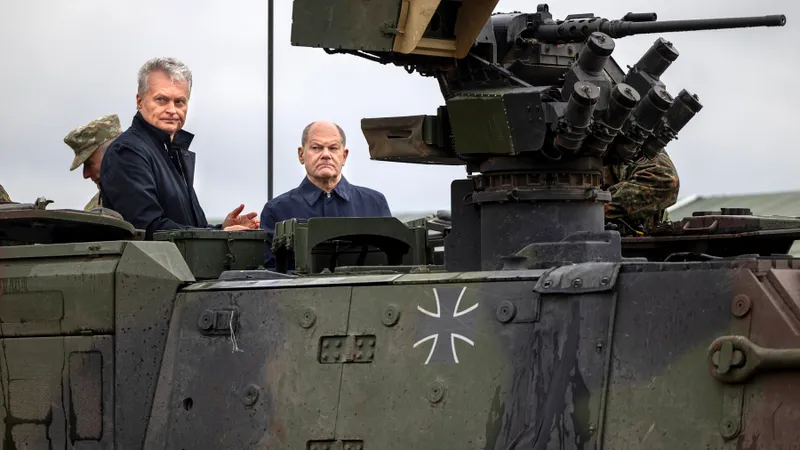 Scholz, inspecție la soldații germani din Lituania - Foto: Profimedia Images (imagine cu caracter ilustrativ)