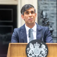 Rishi Sunak va demisiona de la șefia Partidului Conservator, după înfrângerea istorică la alegeri - Foto: Profimediaimages.ro