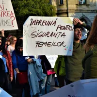 Protestul împotriva violenței domestice, din 2018, organizat de activistele feministe din România. FOTO: Rețeaua pentru prevenirea și combaterea violenței împotriva femeilor