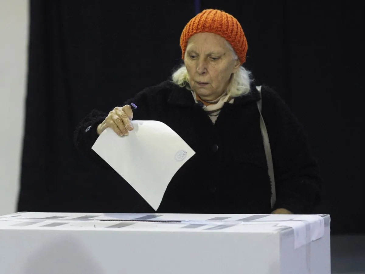 Vot la alegerile locale din Bucureştii - Foto: INQUAM PHOTOS/Mălina Norocea