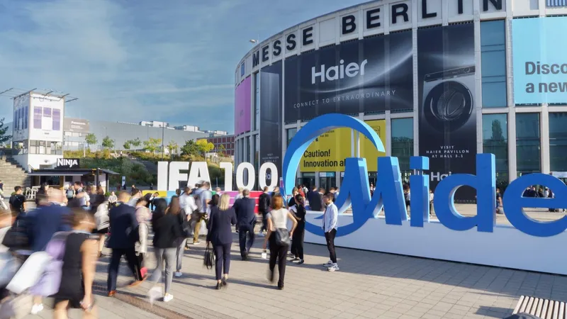 Cele mai tari gadgeturi de la IFA 2024: laptop AI cu comandă vocală, aspiratoare care urcă scări - Foto: Profimedia Images - Imagine cu rol ilustrativ