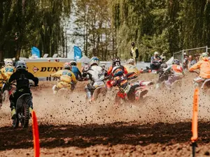 Campionatul Mondial de Motocross pentru Juniori, lângă București. 21 de copii români, la start, imagine cu caracter ilustrativ - Foto: motorheads.ro