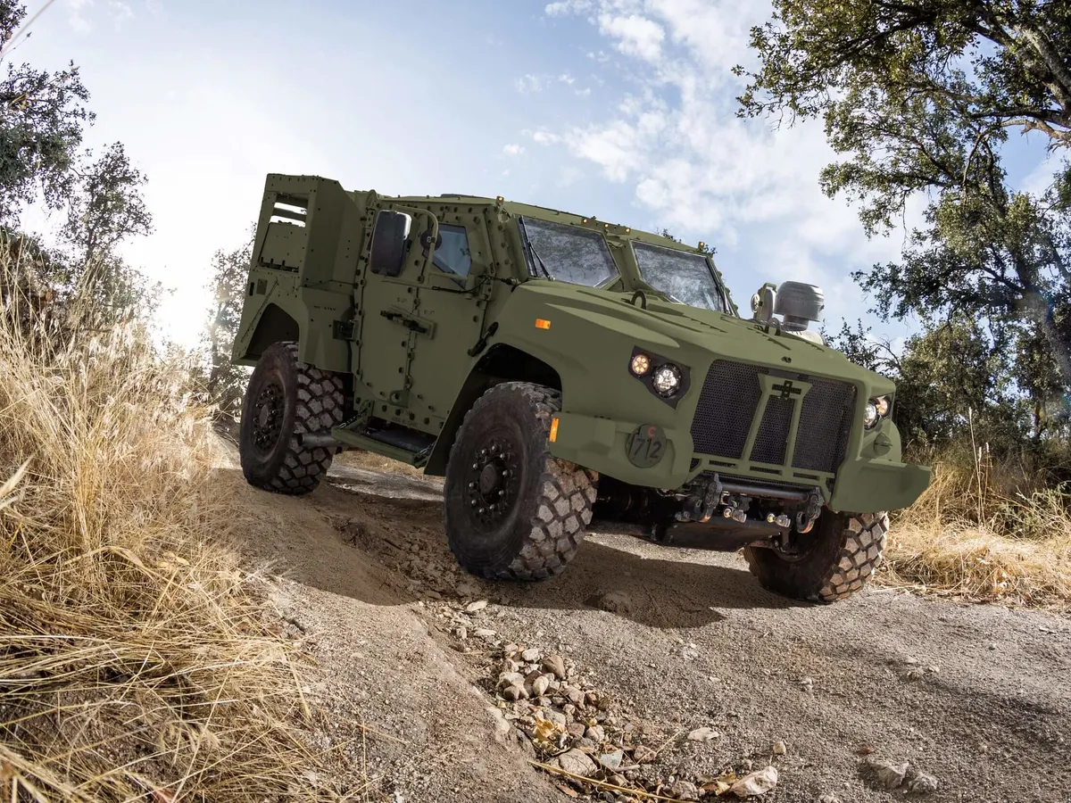 FOTO Cu ce vehicul merg la război Forțele Speciale Române? Costă 150.000$. Ungurii, invidioși - FOTO: Oshkosh