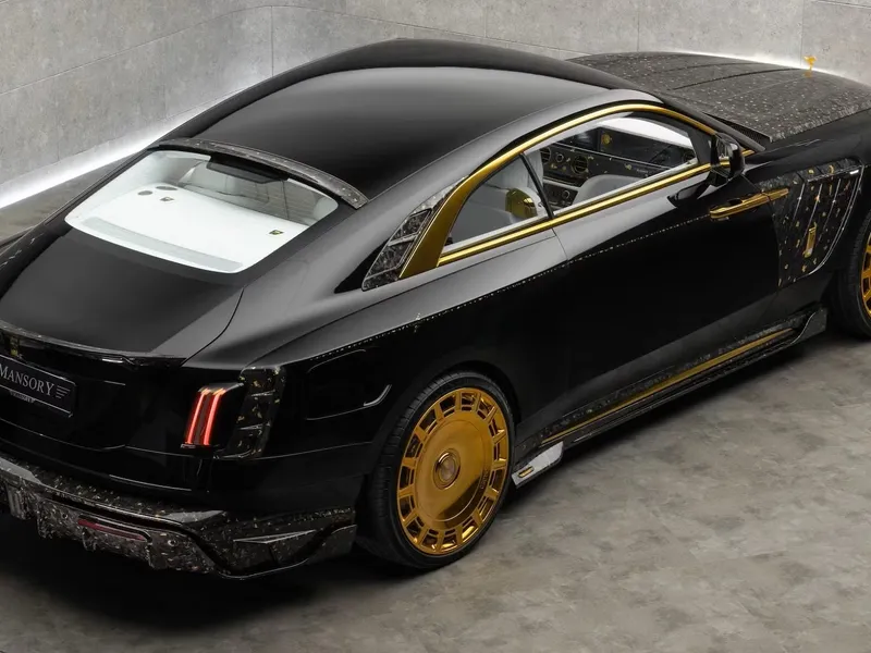 Cum arată Rolls-Royce-ul 100% electric cu jante din aur masiv. Costă circa 1.500.000 € - Foto: Mansory