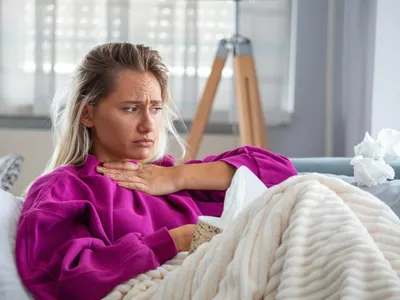 Băutura cu alcool care te ferește de răceală și gripă. O faci acasă din câteva ingrediente - Foto: Freepik (Imagine cu rol ilustrativ)