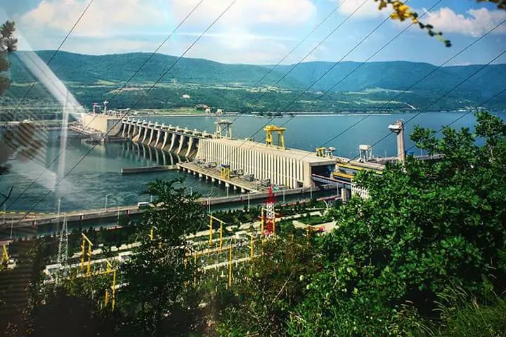 50 de ani, de la inaugurarea Sistemului hidroenergetic şi de navigaţie de la Porţile de Fier I. / Foto: MEHEDINTIUL MEU, Facebook