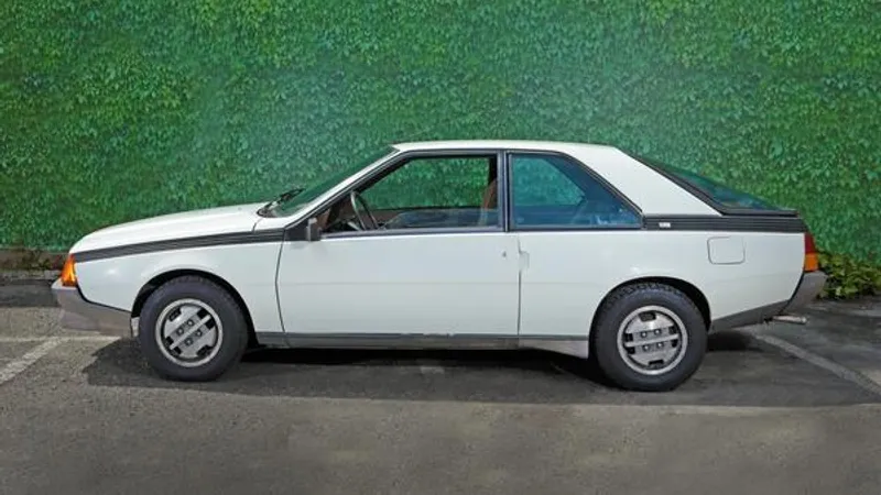 Renault-ul Fuego al fiicei lui Ceaușescu. / Foto: Artmark