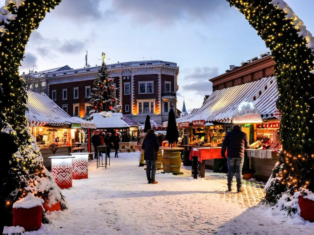 Top 5 orașe ieftine europene de vizitat de Crăciun. Destinații de poveste pentru o vacanța de vis - Foto: Profimedia images