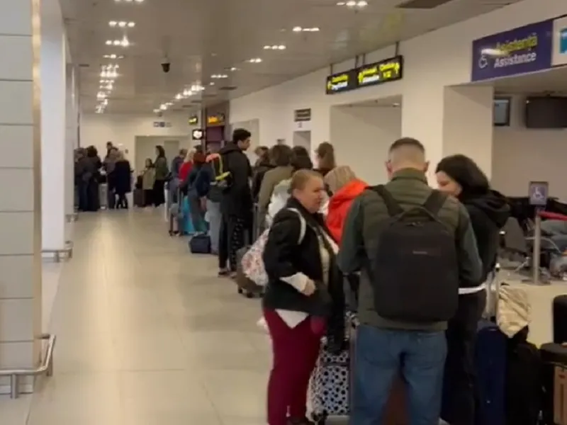 Aglomerație în aeroport Foto: captură video stirileprotv.ro