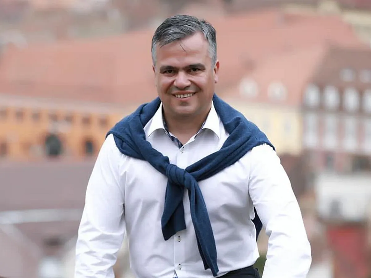 Adrian Veştea: PNL Braşov mizează pe tineri la aceste alegeri - Foto: Facebook/Adrian Vestea