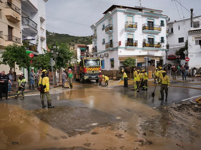 România își plânge cetățenii: alți doi români confirmați decedați în dezastrul din Spania - FOTO: Profimedia(imagine cu rol ilustrativ)