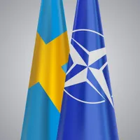 Steagul NATO și steagul Suediei, imagine cu caracter ilustrativ - Foto: Profimedia