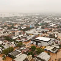 „Potop”, în Brazilia. Cel puțin 60 de morți, circa 70.000 de oameni evacuați din calea apelor - Foto: Profimedia Images